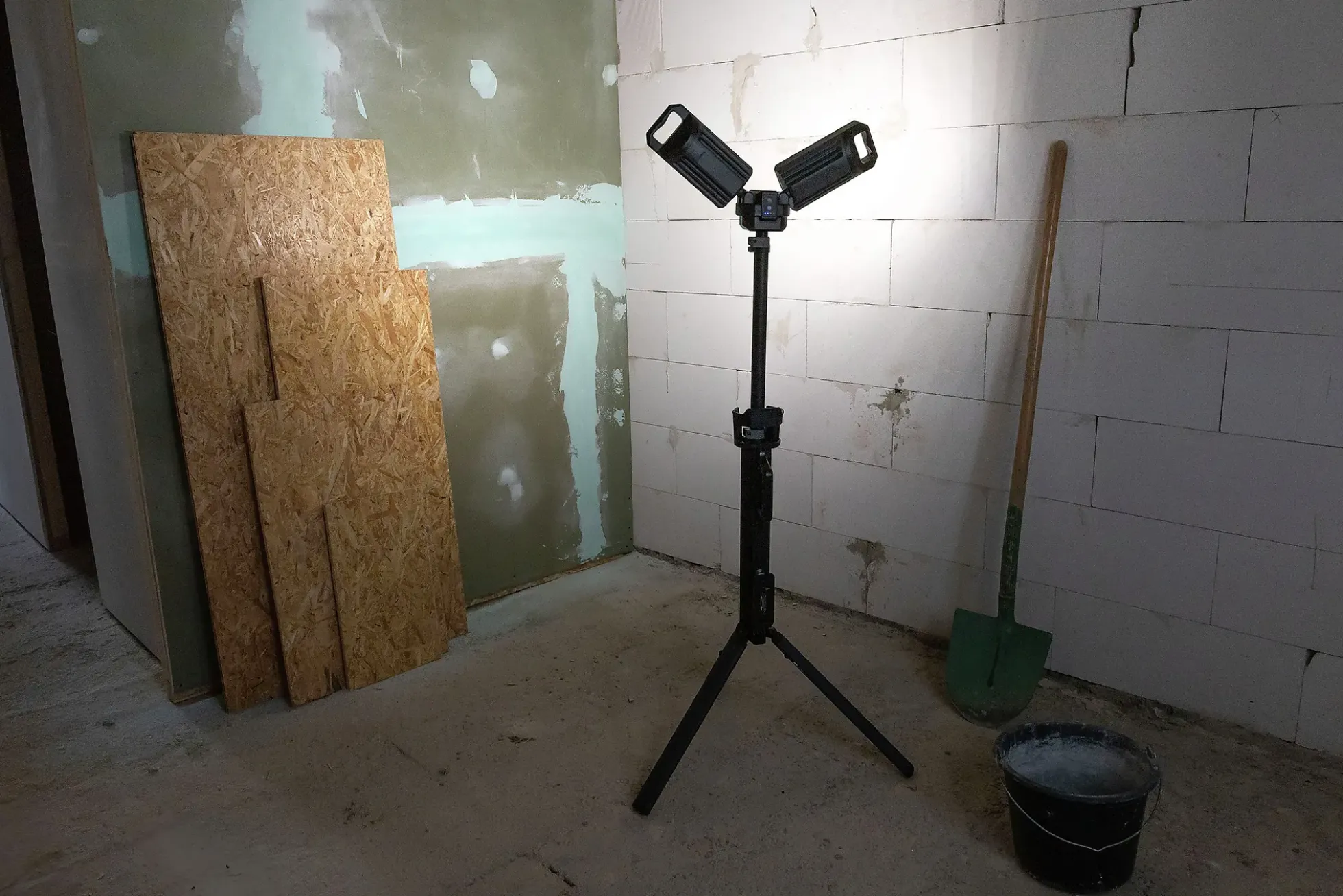 Arbeidslampe oppladbar 5000lm