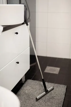 Gulvnal med skaft