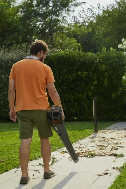 LØVBLÅSER BL 500E KIT M/BATTERI OG LADER