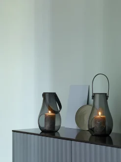 Lykt med hank Design With Light smoke 25cm