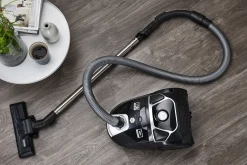 Støvsuger Compact Power VO3985NA